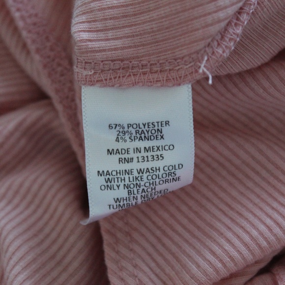 Pink Ribbed Ruffle Detail V-Neck Bodysuit - Picture 8 of 8